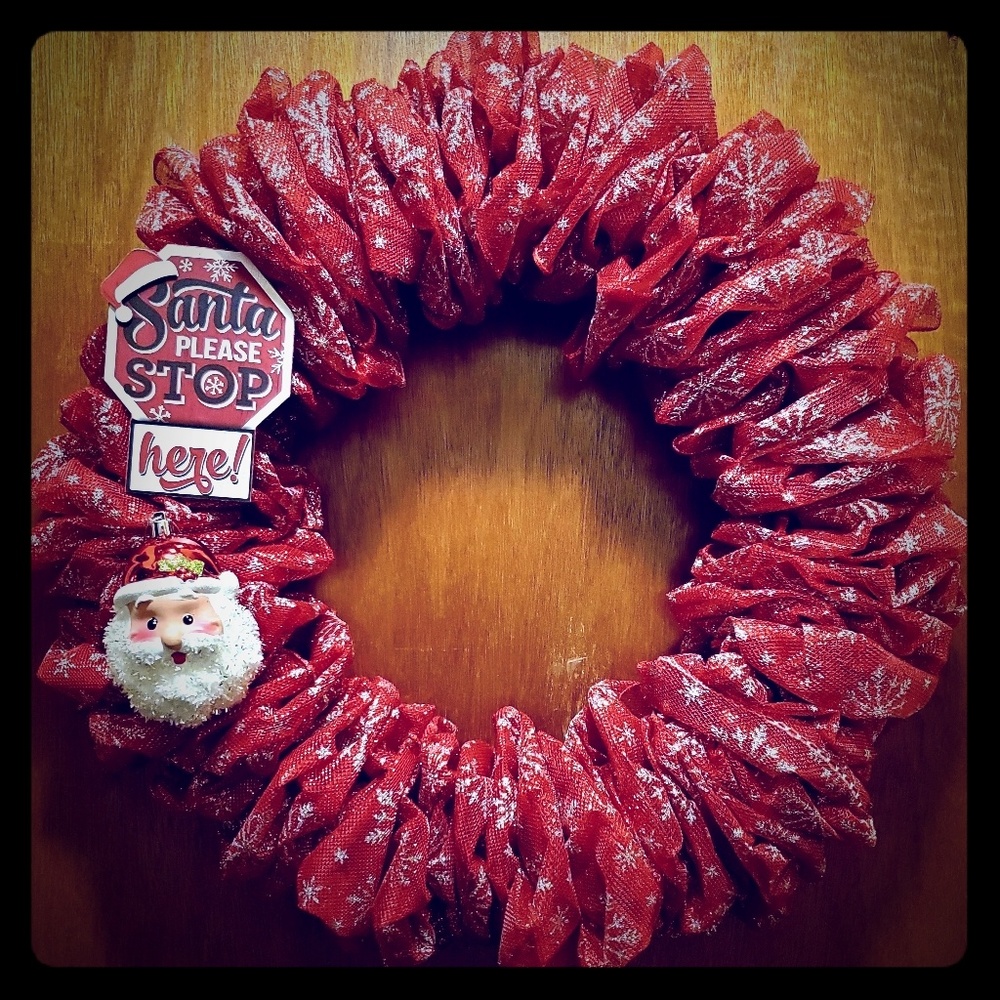 Deco fabric holiday wreath